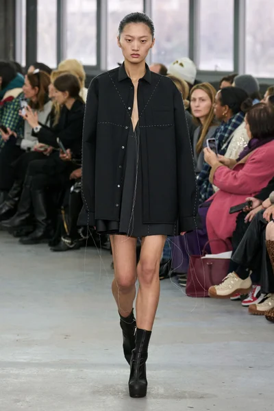 Look 40